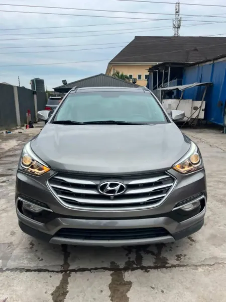 TOKUNBO HYUNDAI SANTA-FE SPORTS 2018 MODEL FULL OPTION