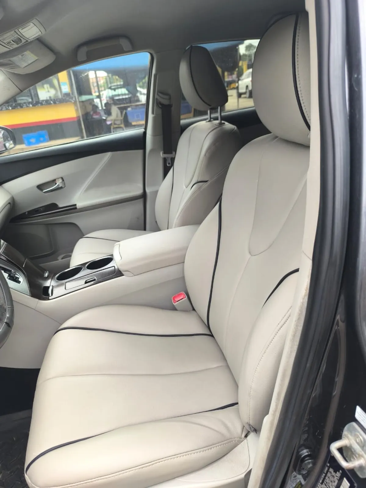 TOKUNBO TOYOTA VENZA LE 2012 MODEL FULL OPTION - Image 7