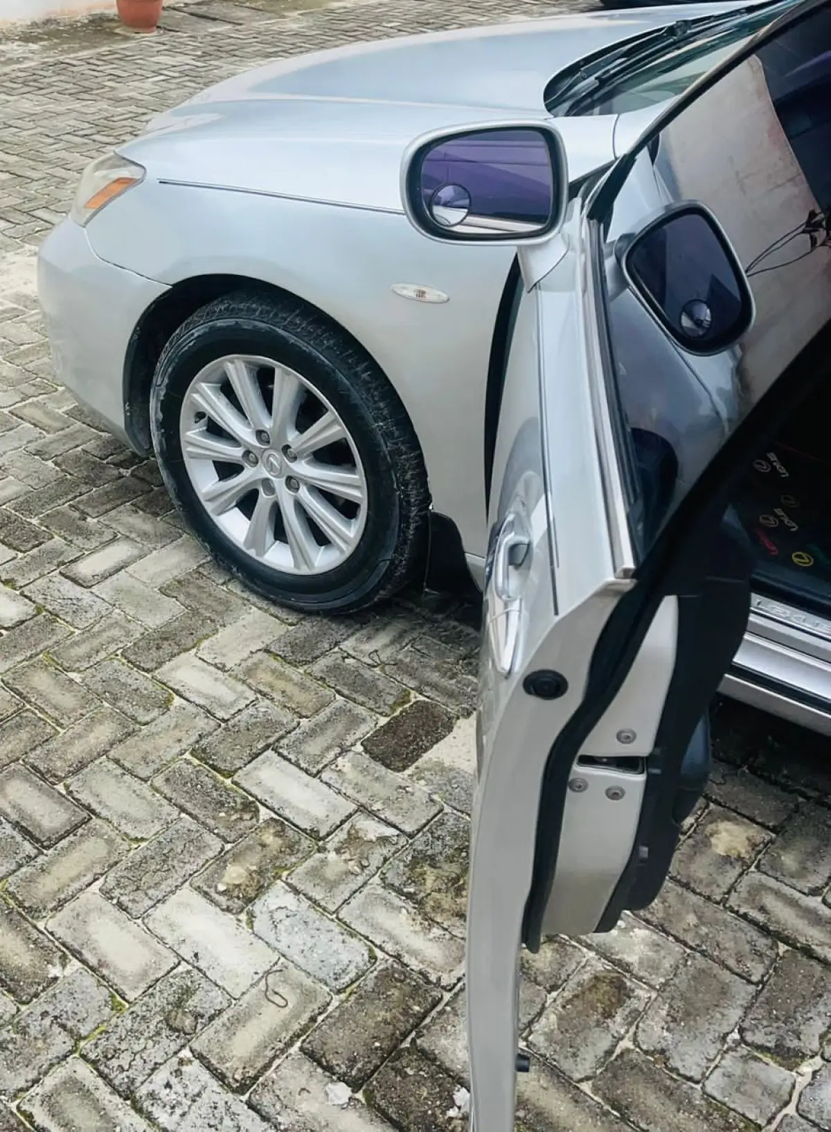 2008 ES 350 - Image 12