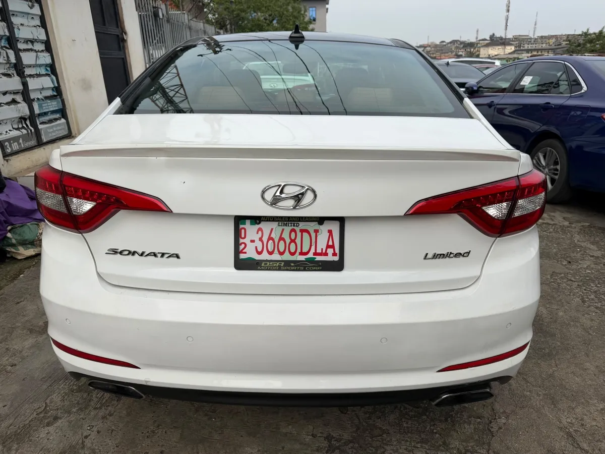2015 Hyundai Sonata Limited Distress Sales - Image 5