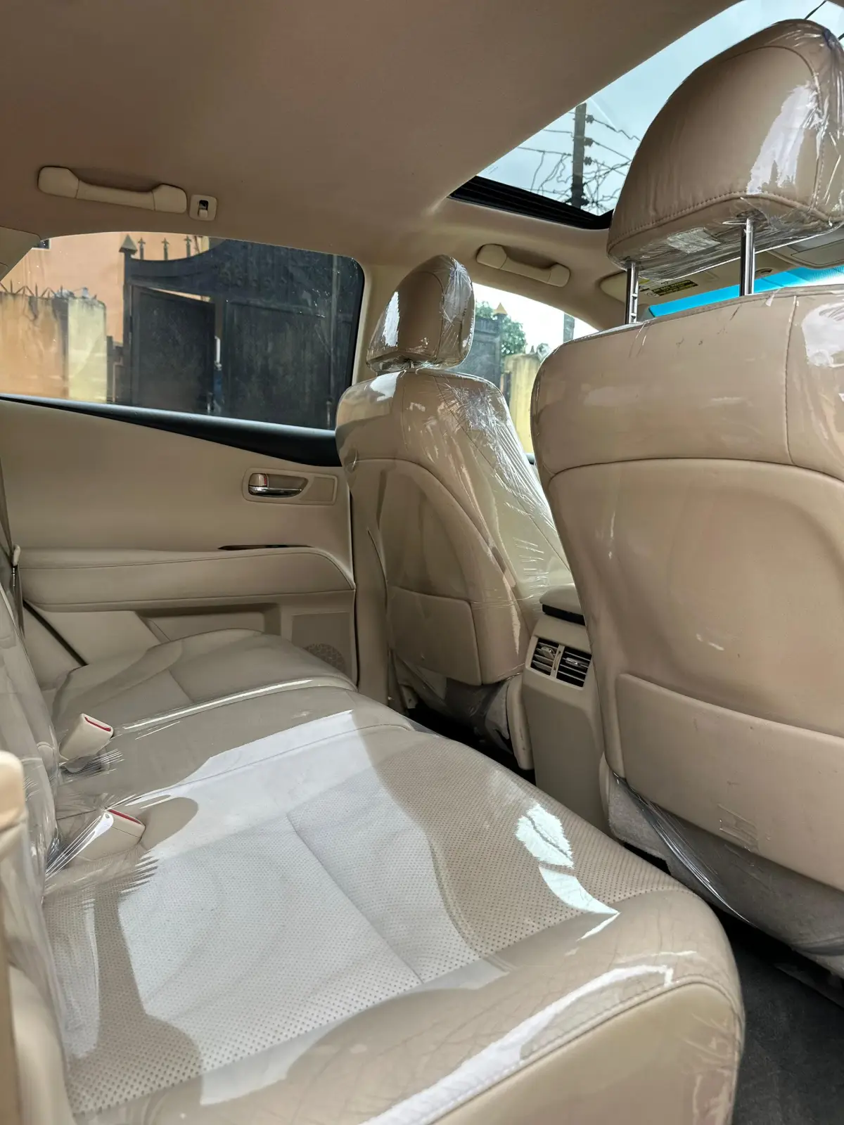 2 Months Used Registered Lexus RX350 2010 Full Option FOR SALE ‼️ - Image 6