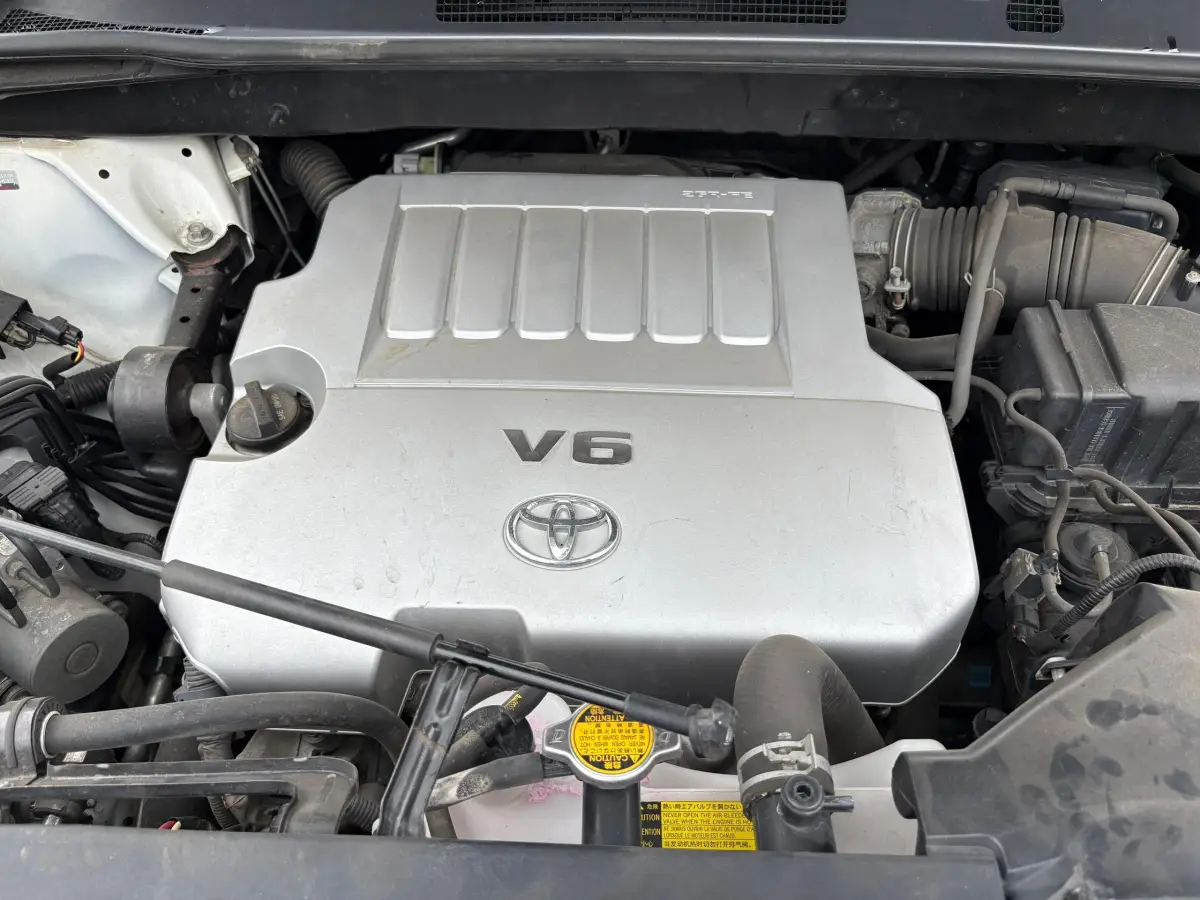 Foriegn Used Toyota Highlander AWD 013 Model Luxury Edition FOR SALE ‼️ - Image 3