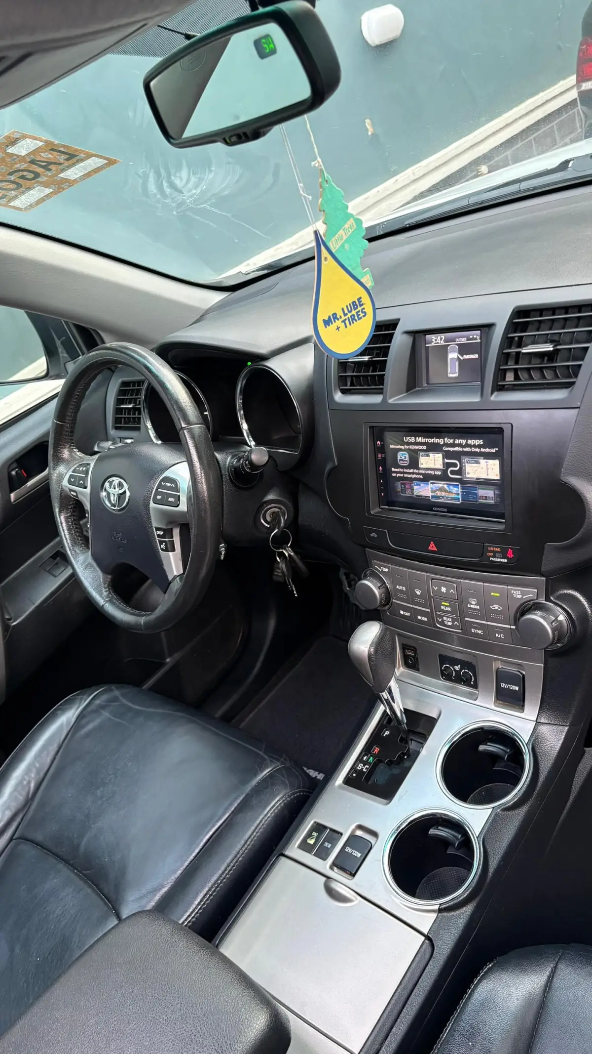 Foriegn Used Toyota Highlander AWD 013 Model Luxury Edition FOR SALE ‼️ - Image 5