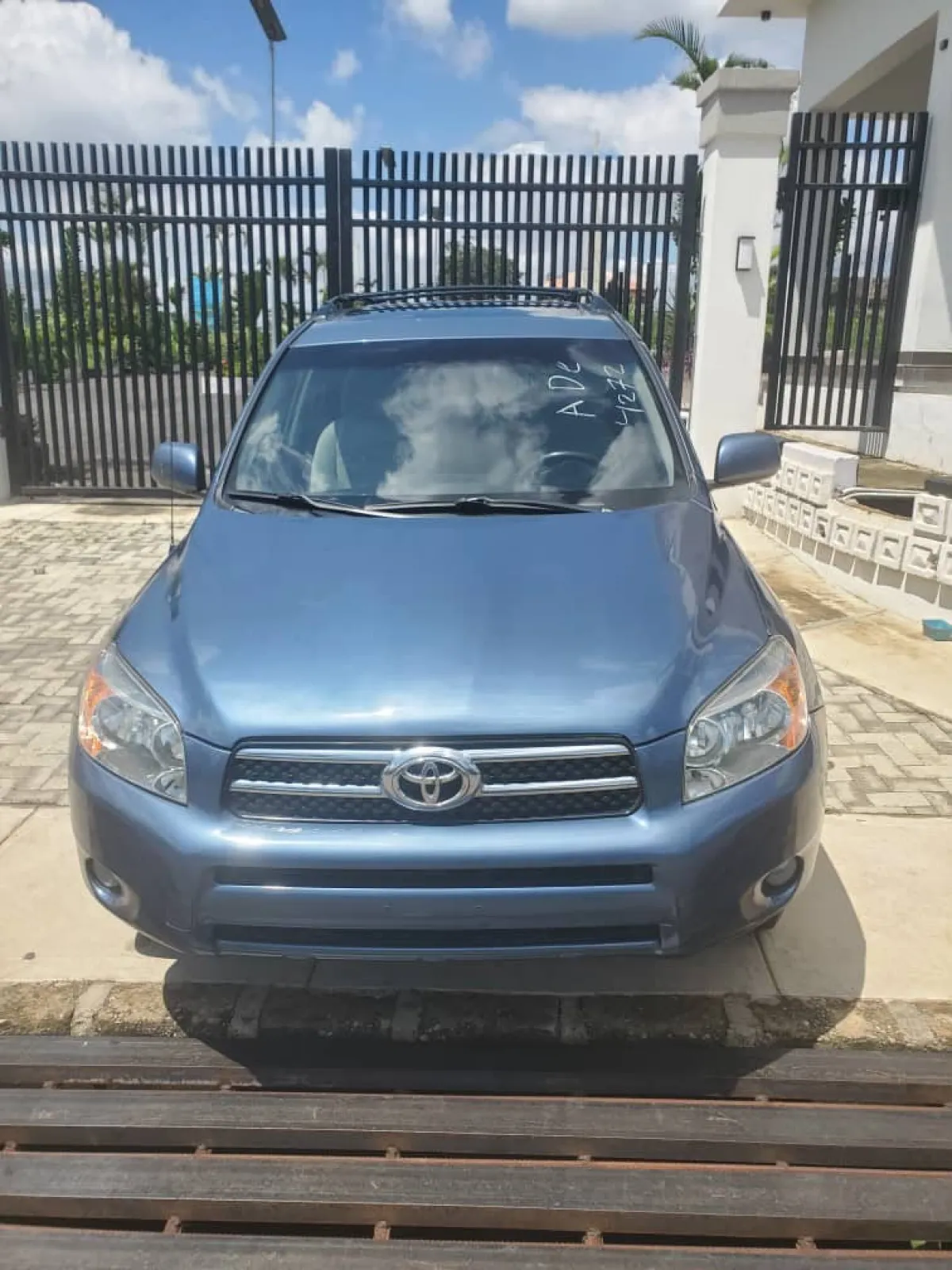 RAV4 - Image 2