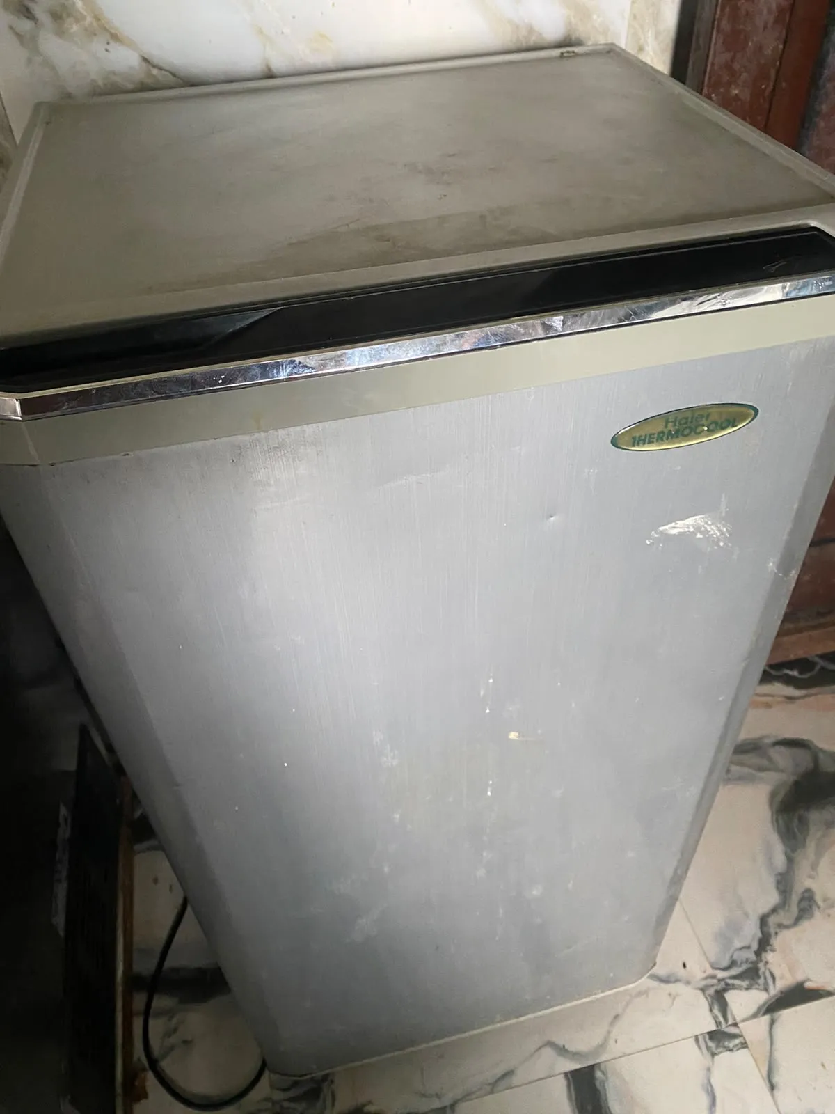 refrigerator - Image 1