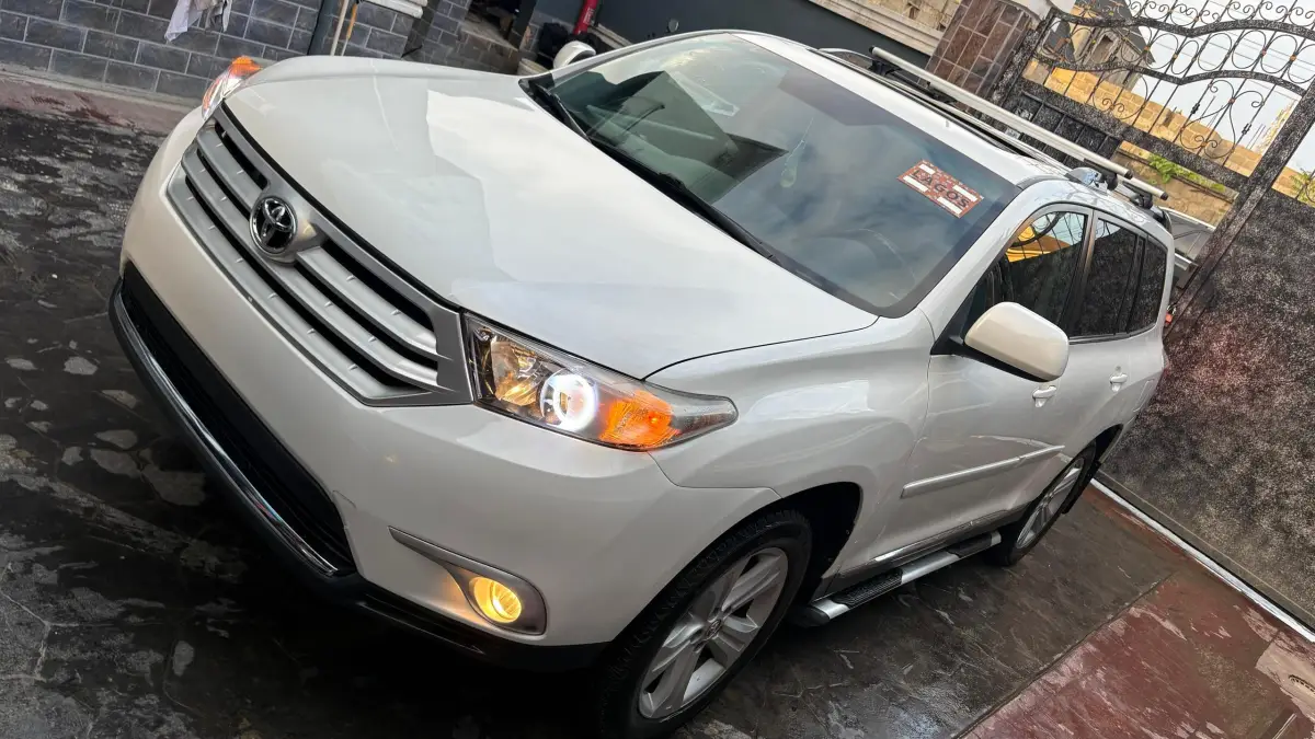 Foriegn Used Toyota Highlander AWD 013 Model Luxury Edition FOR SALE ‼️ - Image 7