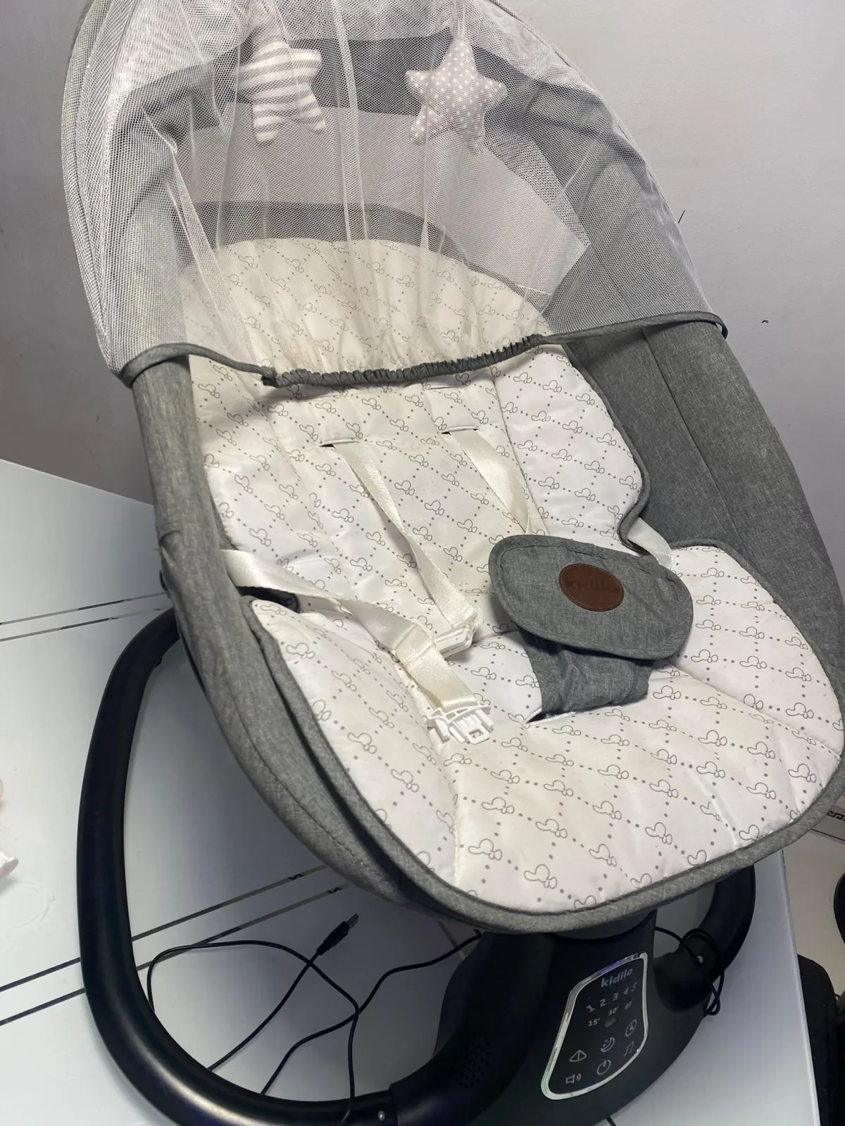 baby swing - Image 1