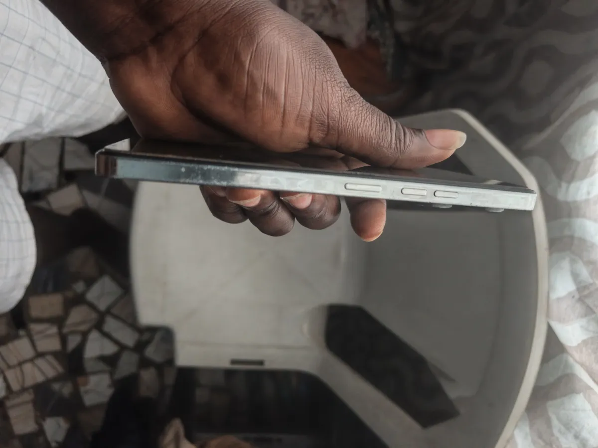 Tecno camon 20, 256GB - Image 5