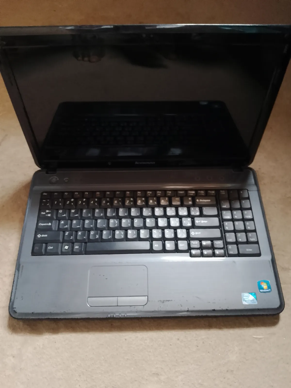 laptop without battery but everything is working perfectly - Image 3