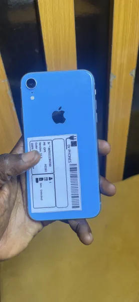 iPhone XR