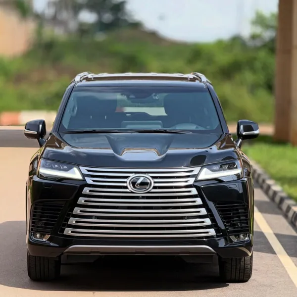 2023 LEXUS LX600