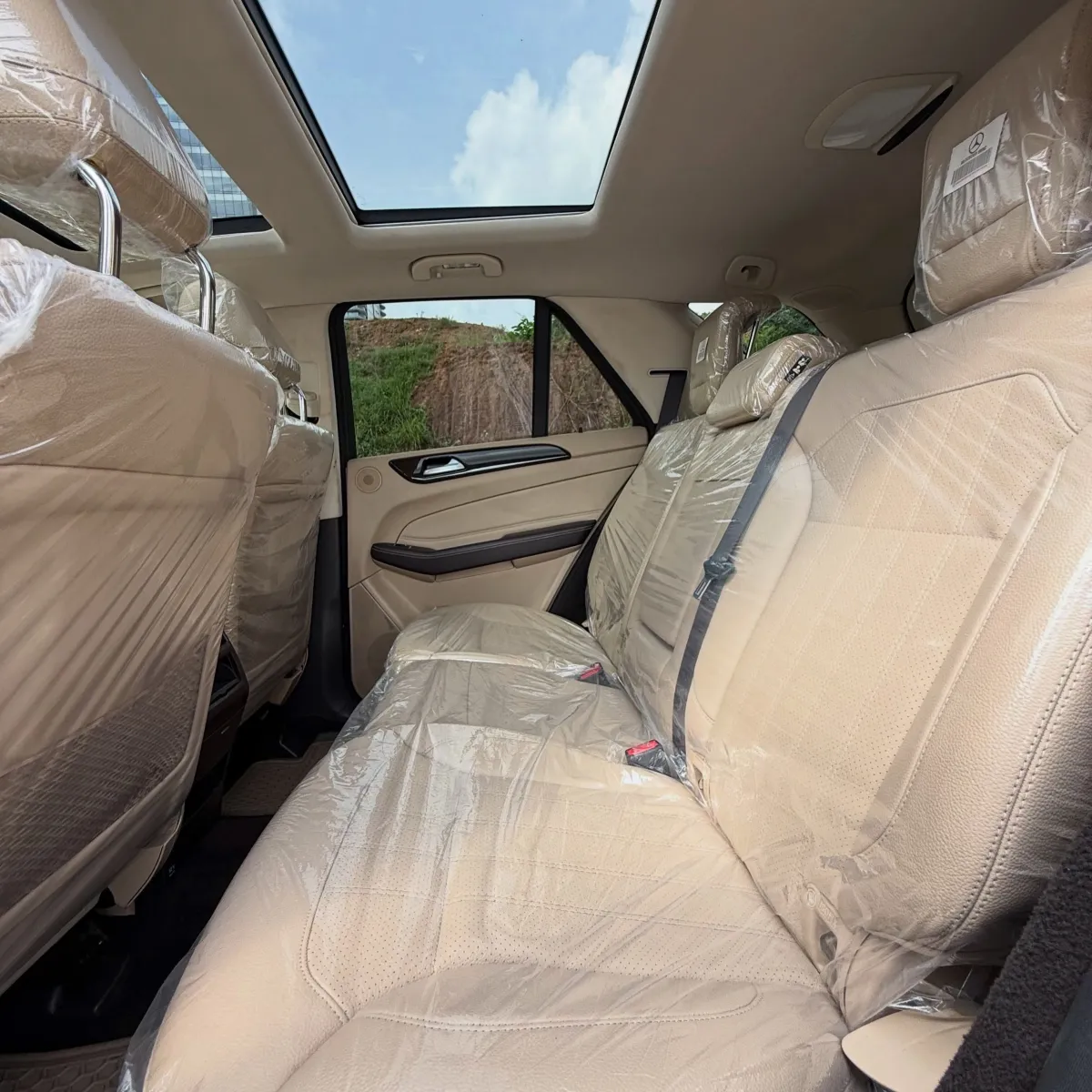 FORIENG USED 2018 MERCEDES BENZ GLE 350 FULL OPTION - Image 4