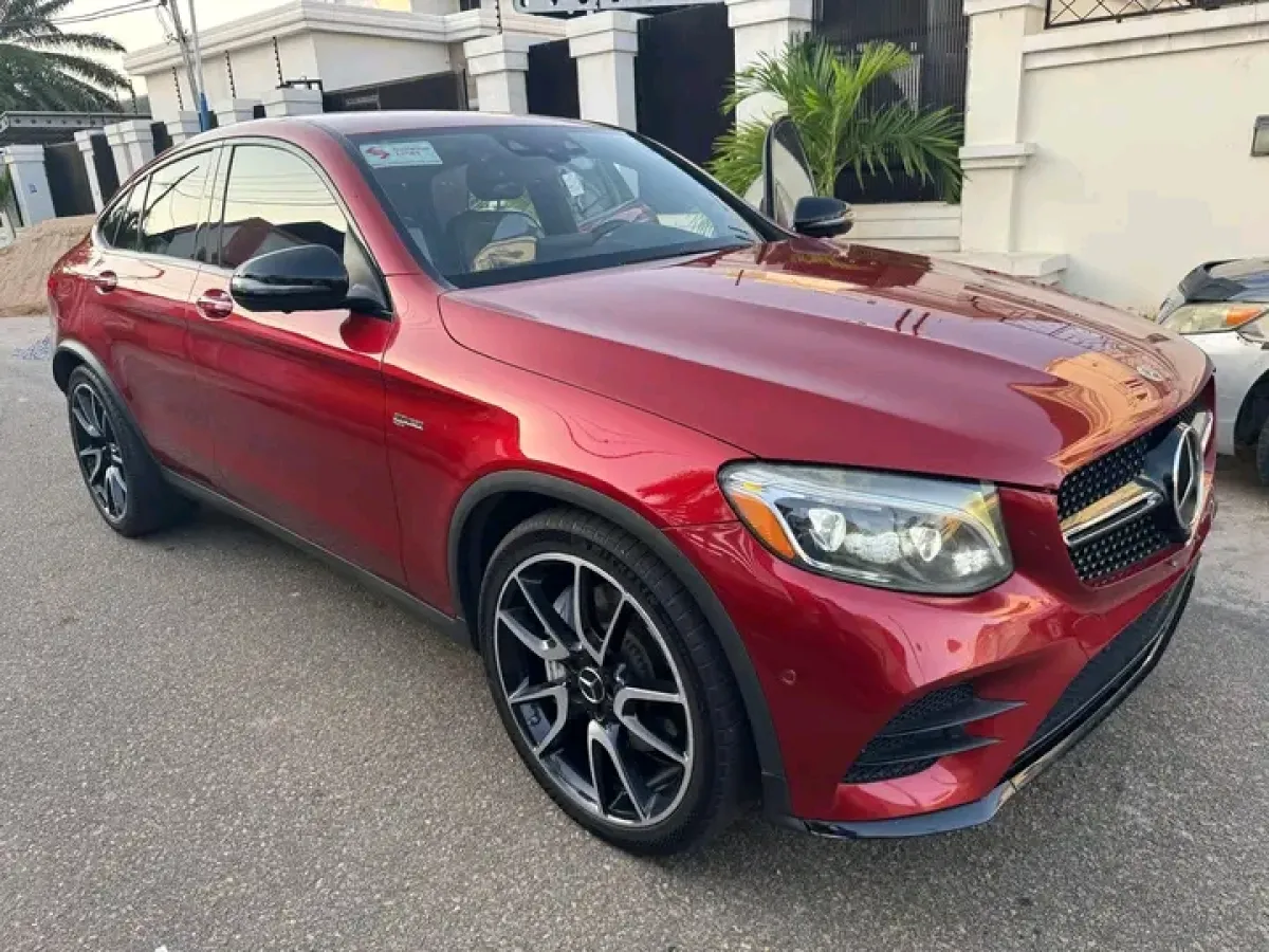 2019 MERCEDES BENZ GLC 43 AMG - Image 2