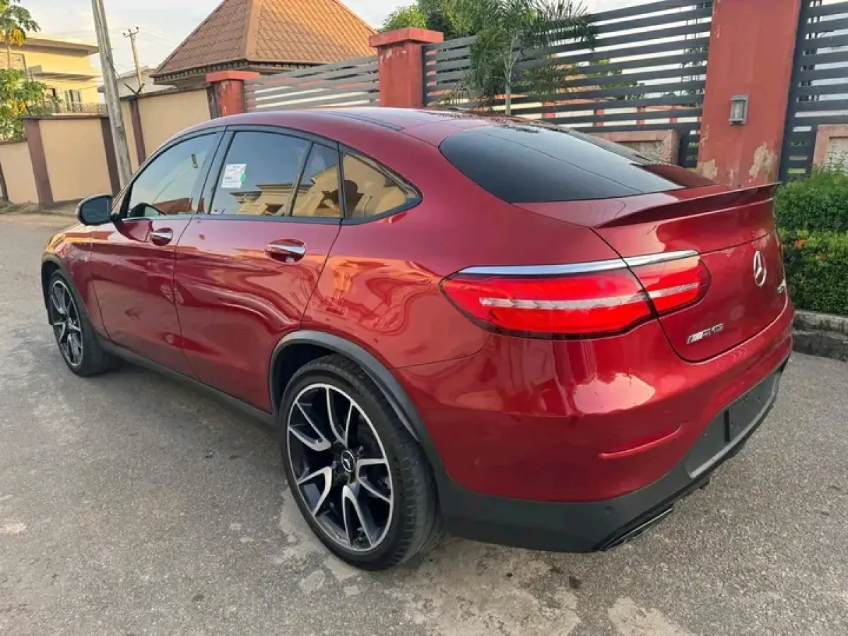2019 MERCEDES BENZ GLC 43 AMG - Image 4