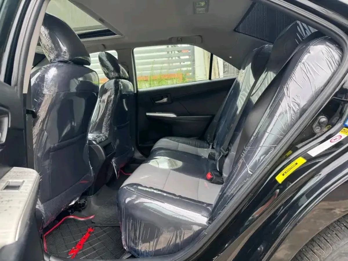 TOYOTA CAMRY SE - Image 5