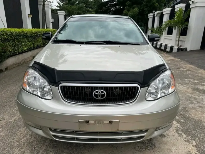 TOYOTA COROLLA