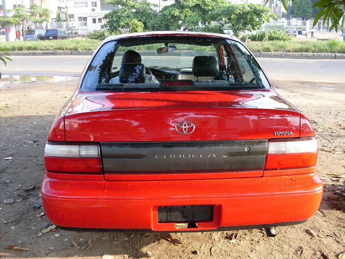 1999 Toyota Corolla - Image 1