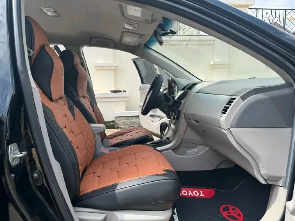 TOYOTA COROLLA LE - Image 9