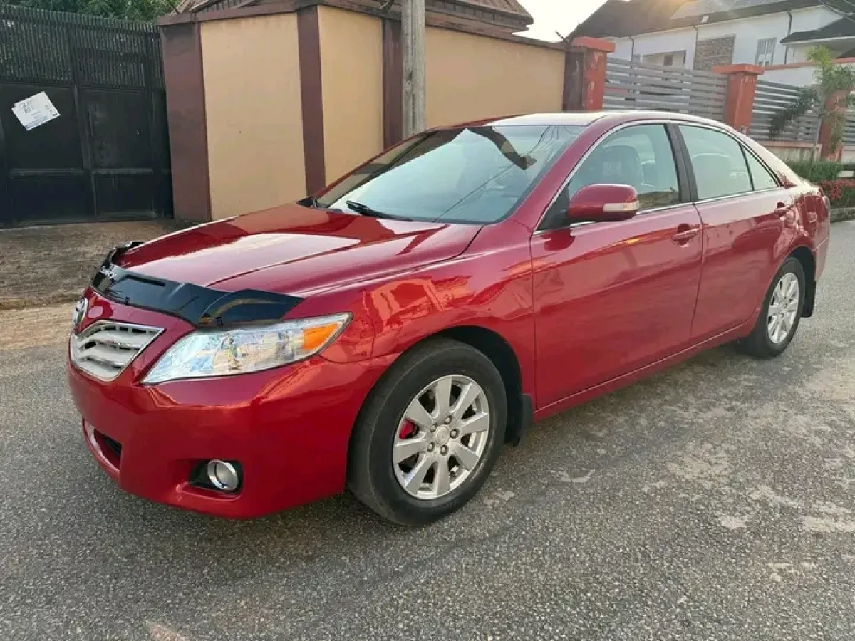 FORIENG USED TOYOTA CAMRY - Image 10