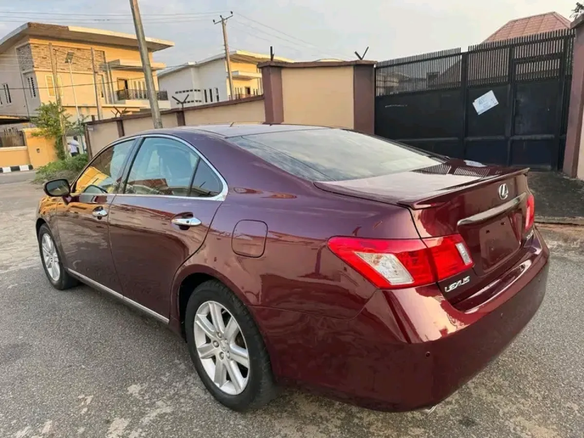 DARK RED LEXUS ES 350 - Image 4