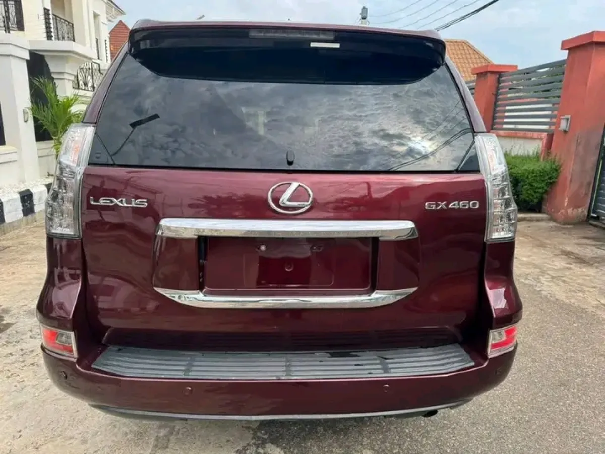 2016 LEXUS GX 460 - Image 4