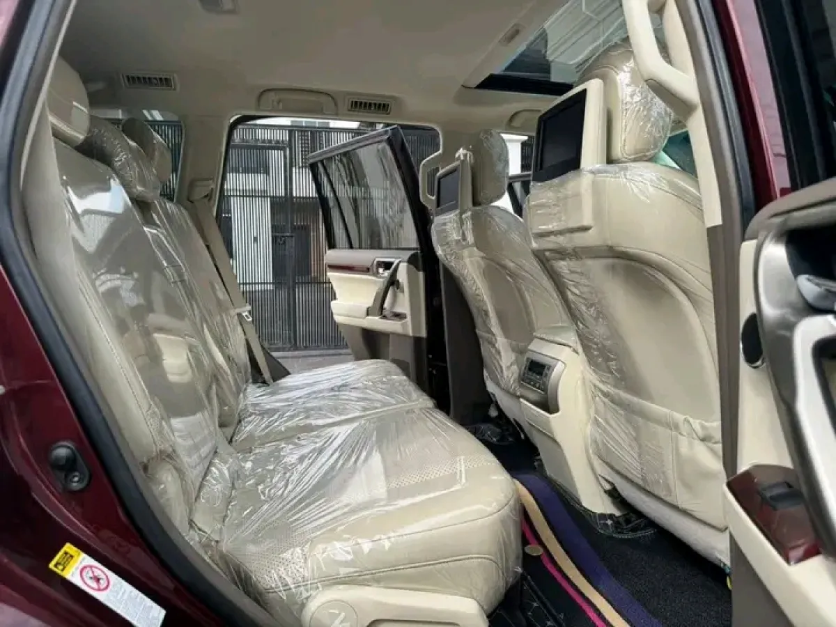 2016 LEXUS GX 460 - Image 7