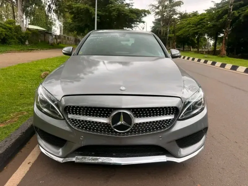 FORIENG USED 2016 FULL OPTION MERCEDES BENZ C400