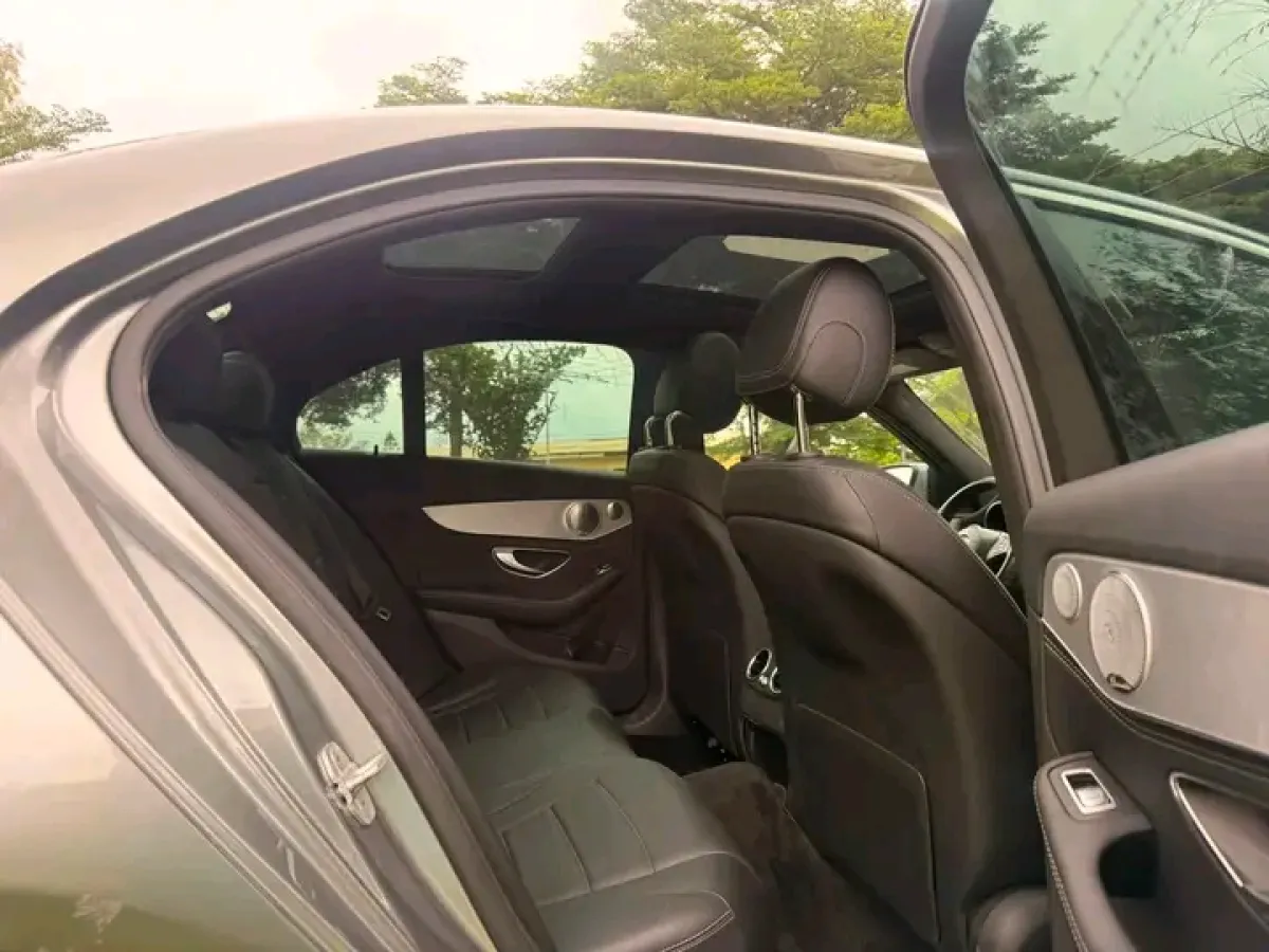 FORIENG USED 2016 FULL OPTION MERCEDES BENZ C400 - Image 8