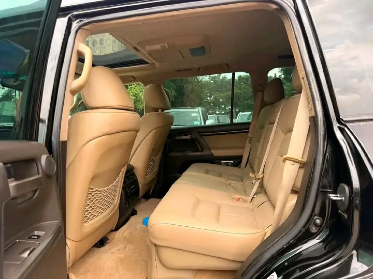 2010 TOYOTA LAND CRUISER PRADO - Image 8