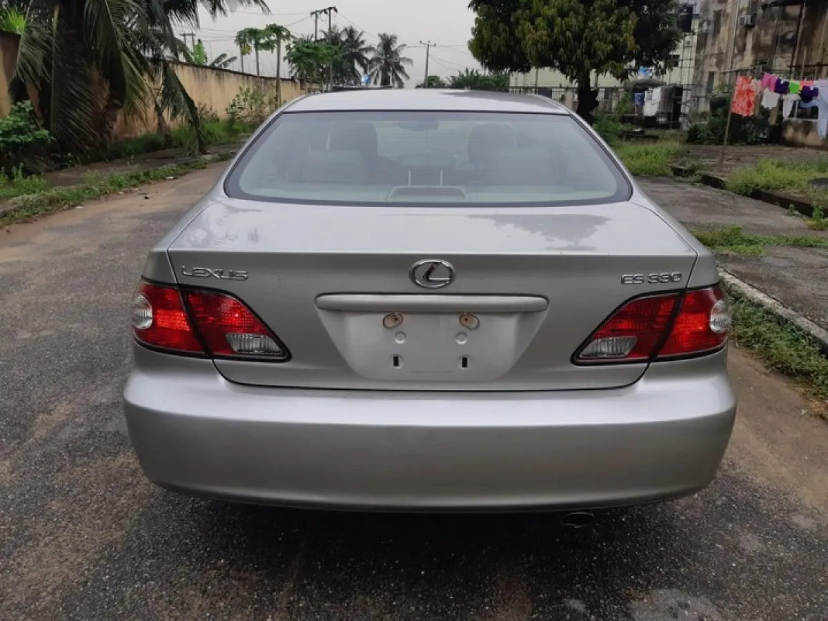 Lexus es - Image 2