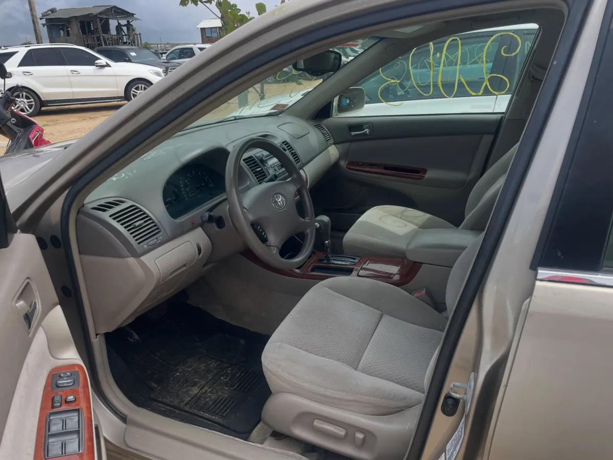 2003 TOYOTA CAMRY - Image 8