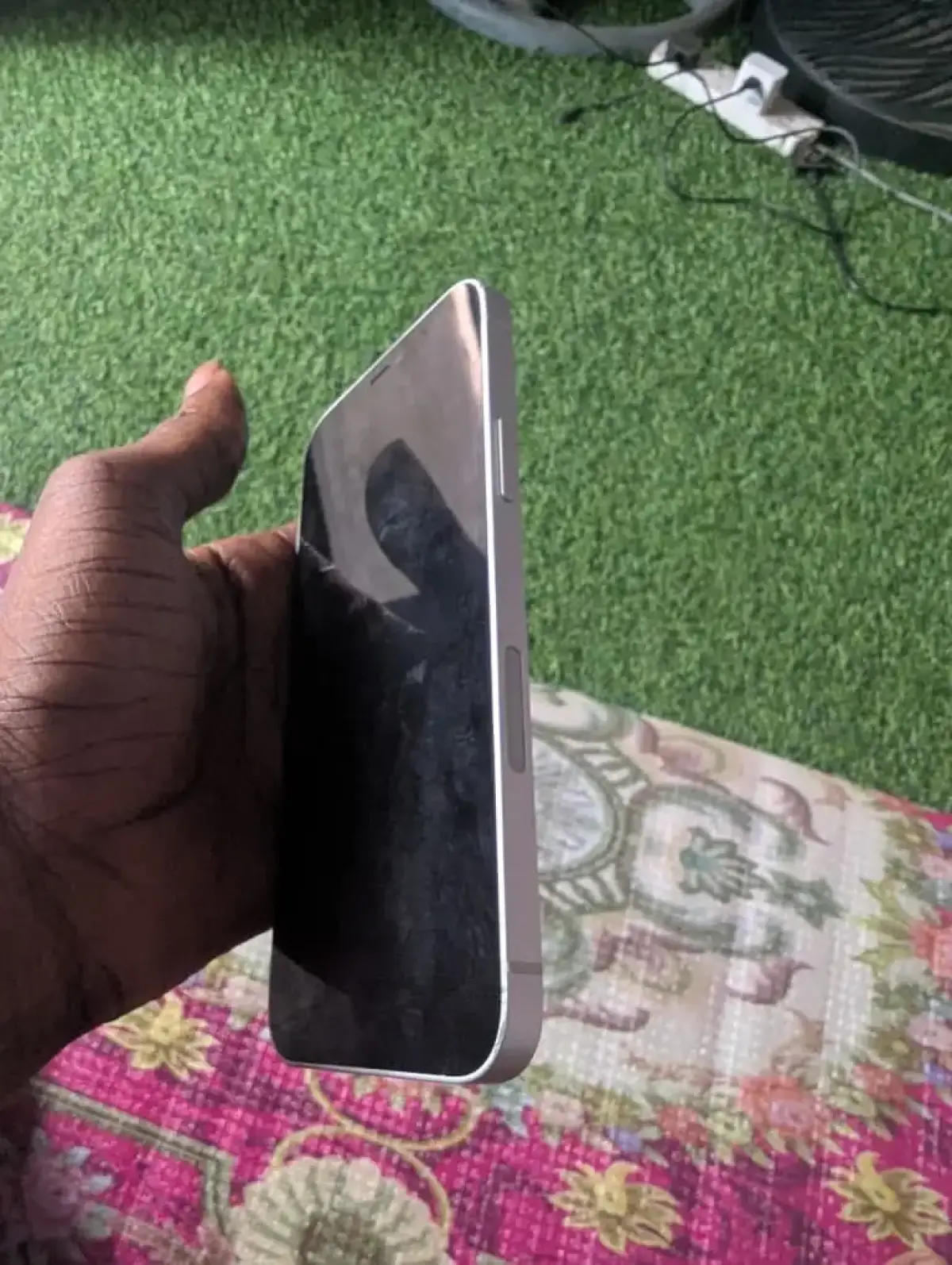 iPhone 12 128gb 96% battery health - Image 6