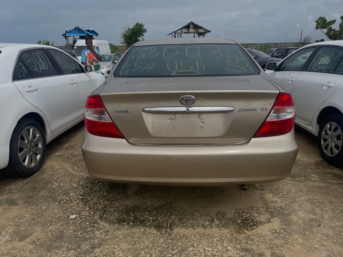 2003 TOYOTA CAMRY - Image 10