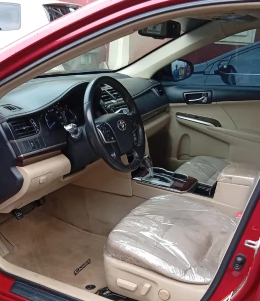 2012 Toyota Camry XLE Low Mileage Thumb Start Sunr