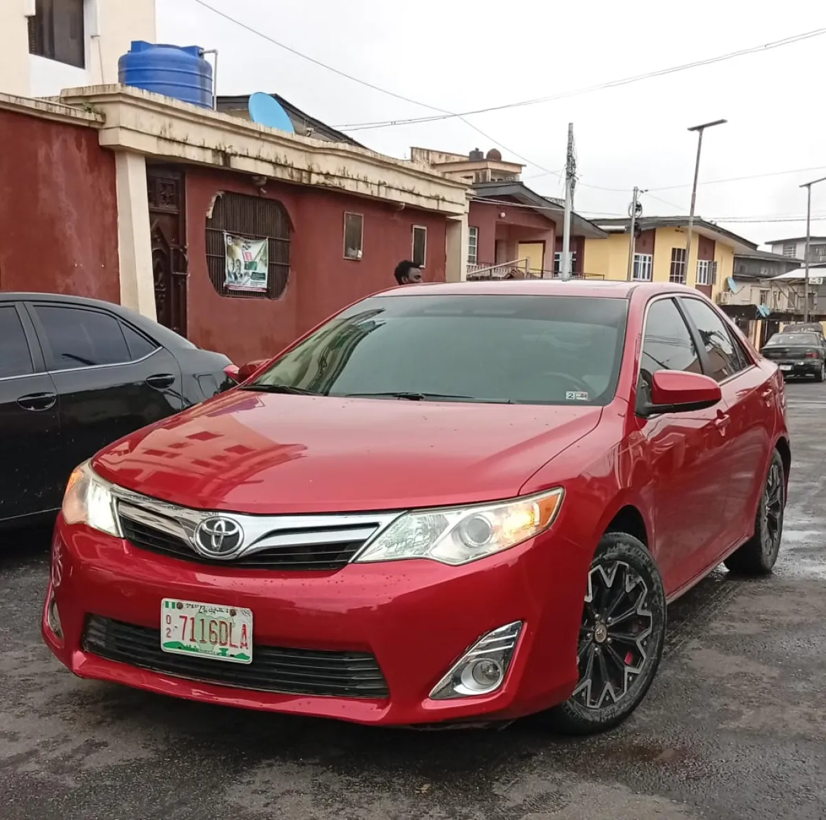 2012 Toyota Camry XLE Low Mileage Thumb Start Sunr - Image 3