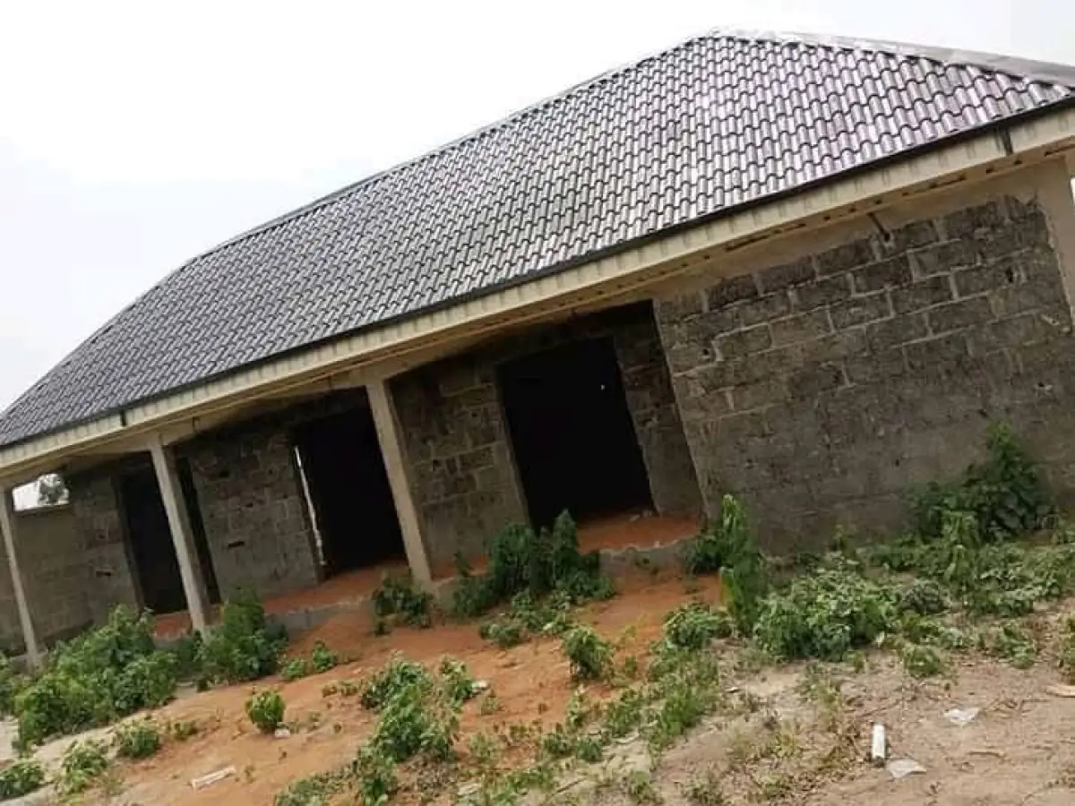 Roofing materials - Image 11