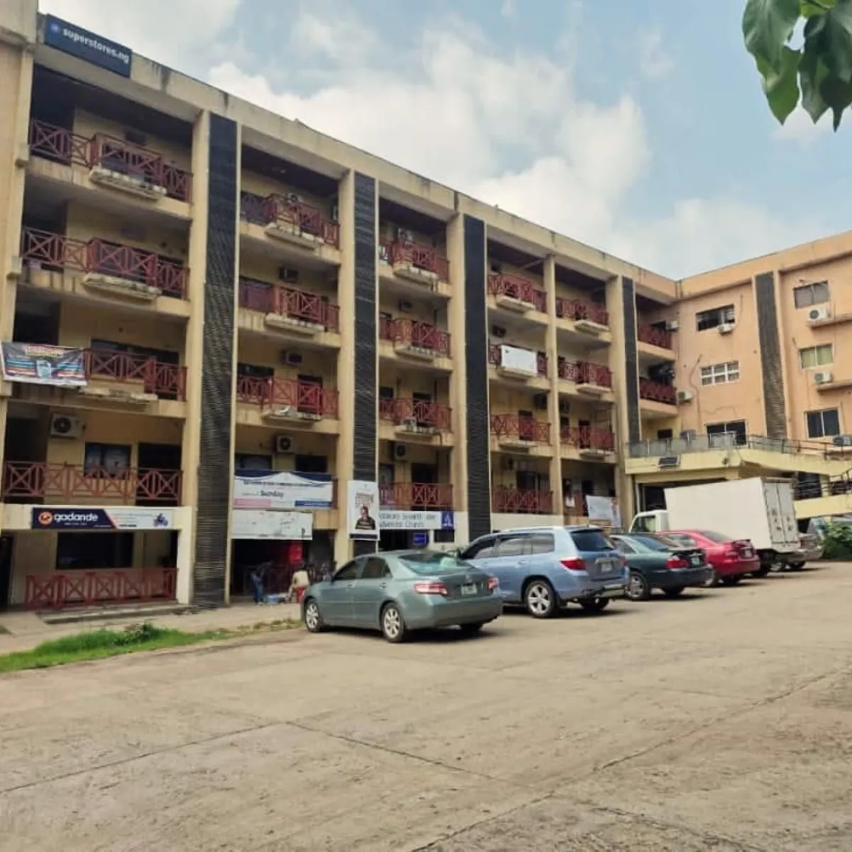 PLAZA FOR SALE (ASOKORO ) - Image 3