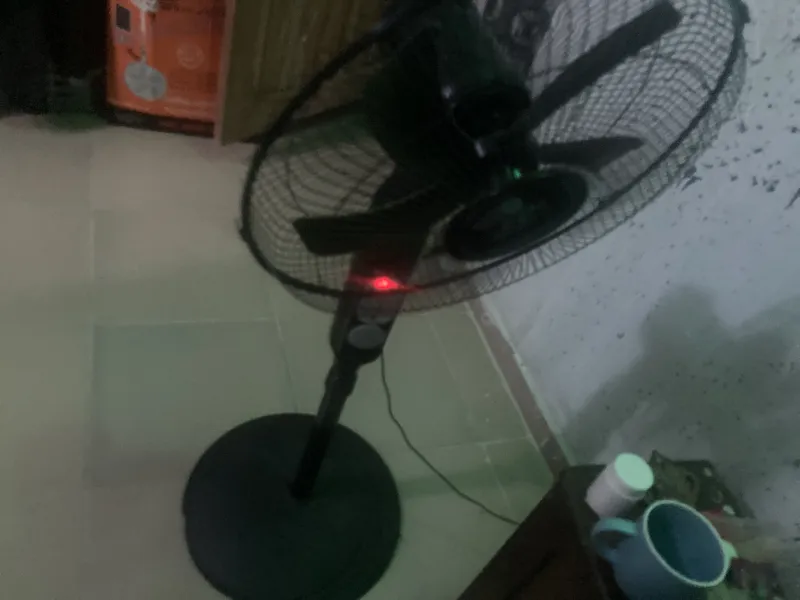 Rechargeable Solar fan
