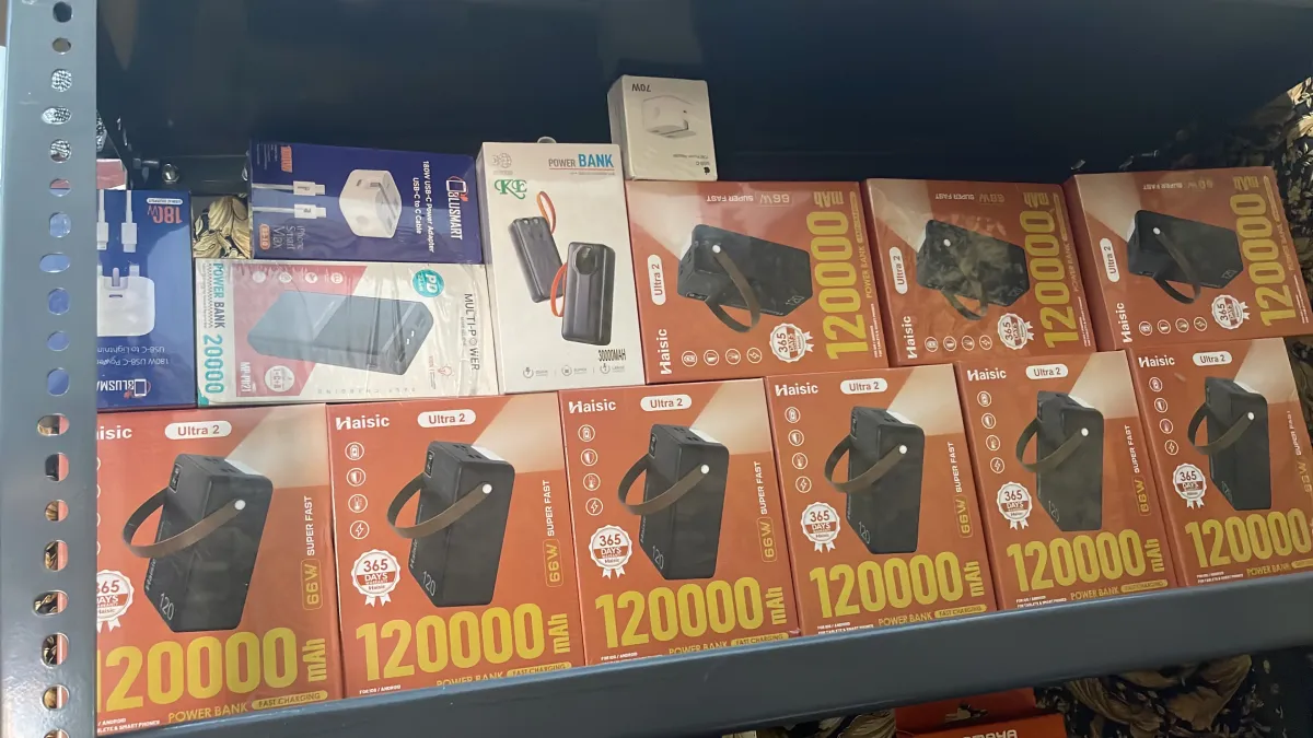 1200000mah Haisic power bank 66w - Image 6