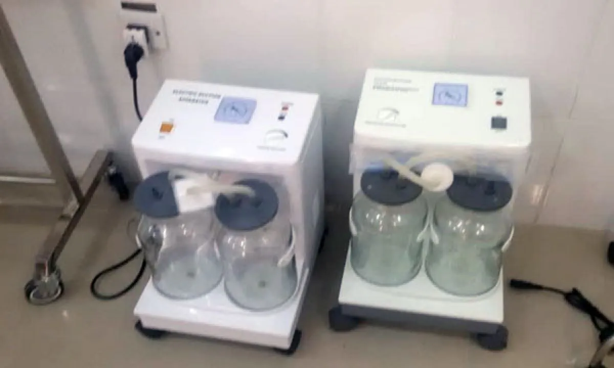 Double bottle Electric Suction Machine - Image 1