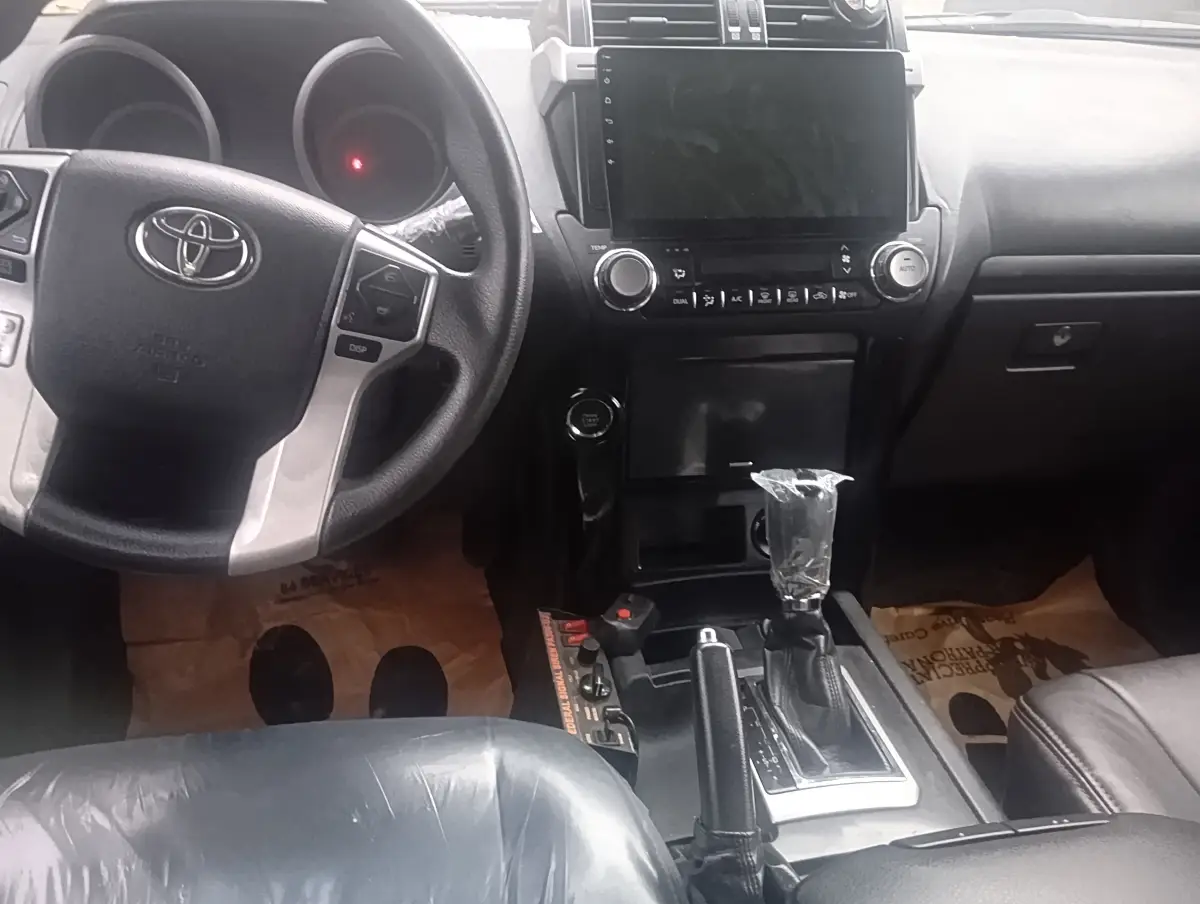 Pre-owned 2017 Toyota Prado Txl - Image 6