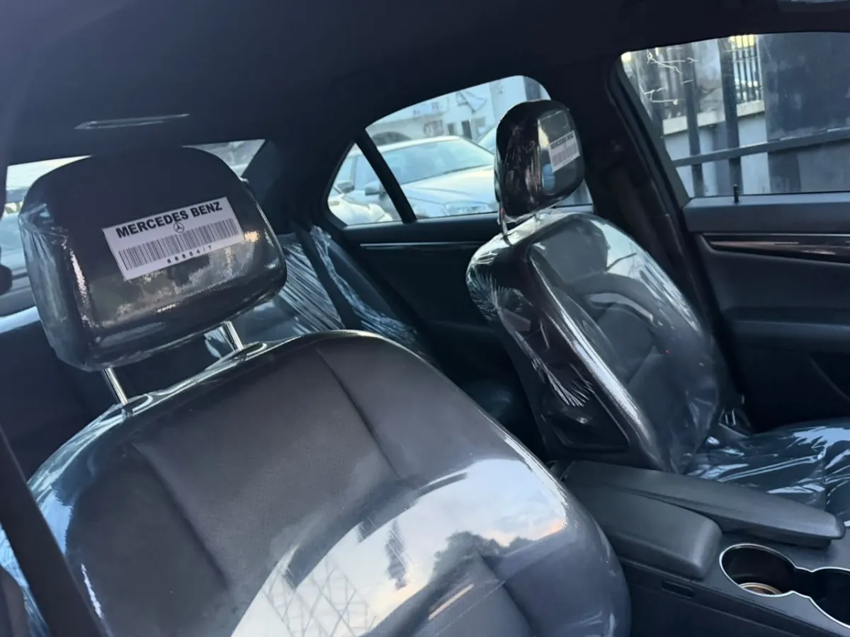 2013 Mercedes Benz C300 - Image 9