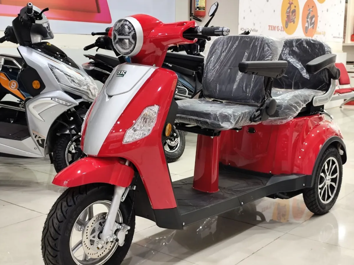 Scooter - Image 3
