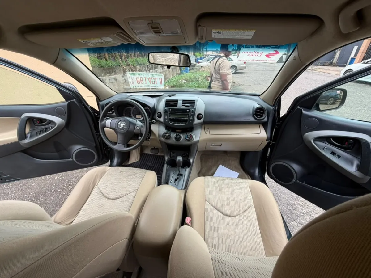 2009 TOYOTA RAV4 - Image 9