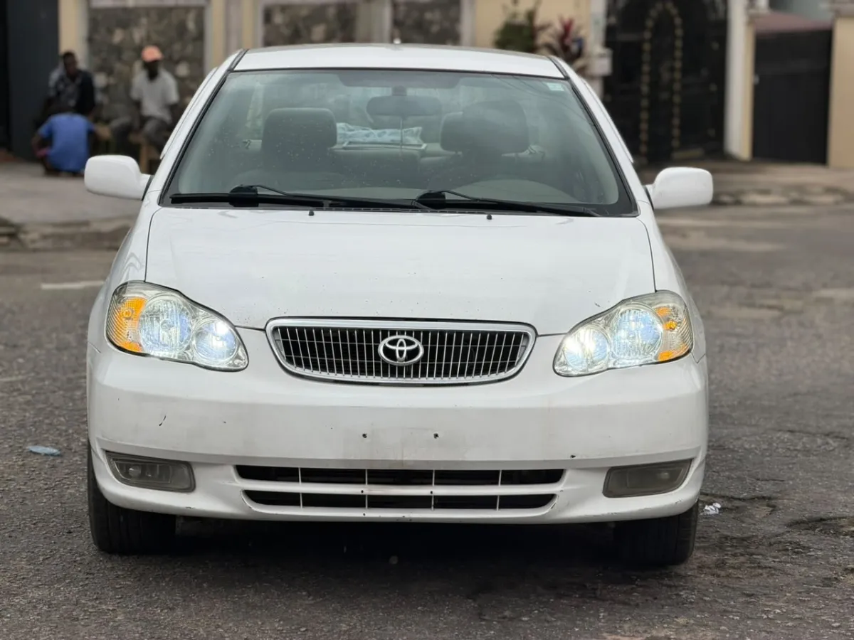 2004 Toyota Corolla Sport - Image 1