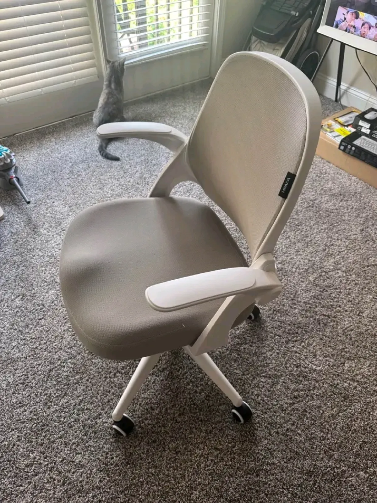 Foreign used Hbada office desk for sale - Image 4