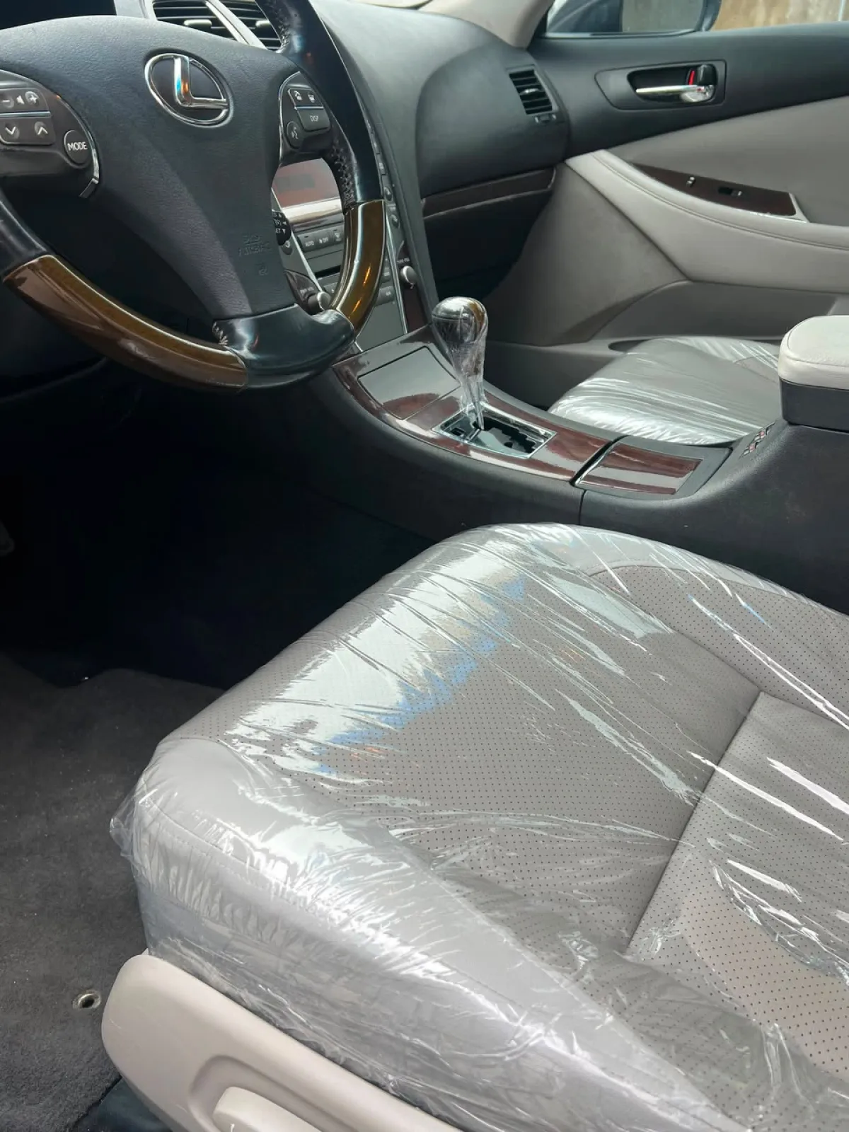 HW FAR BRO? NA FOR SALE OOH Good Deal. Foreign Used Lexus Es 350 2010 - Image 7