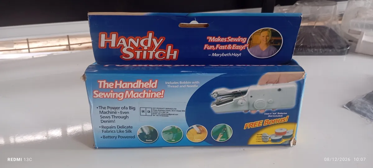 Hand held sewing machine - Image 1