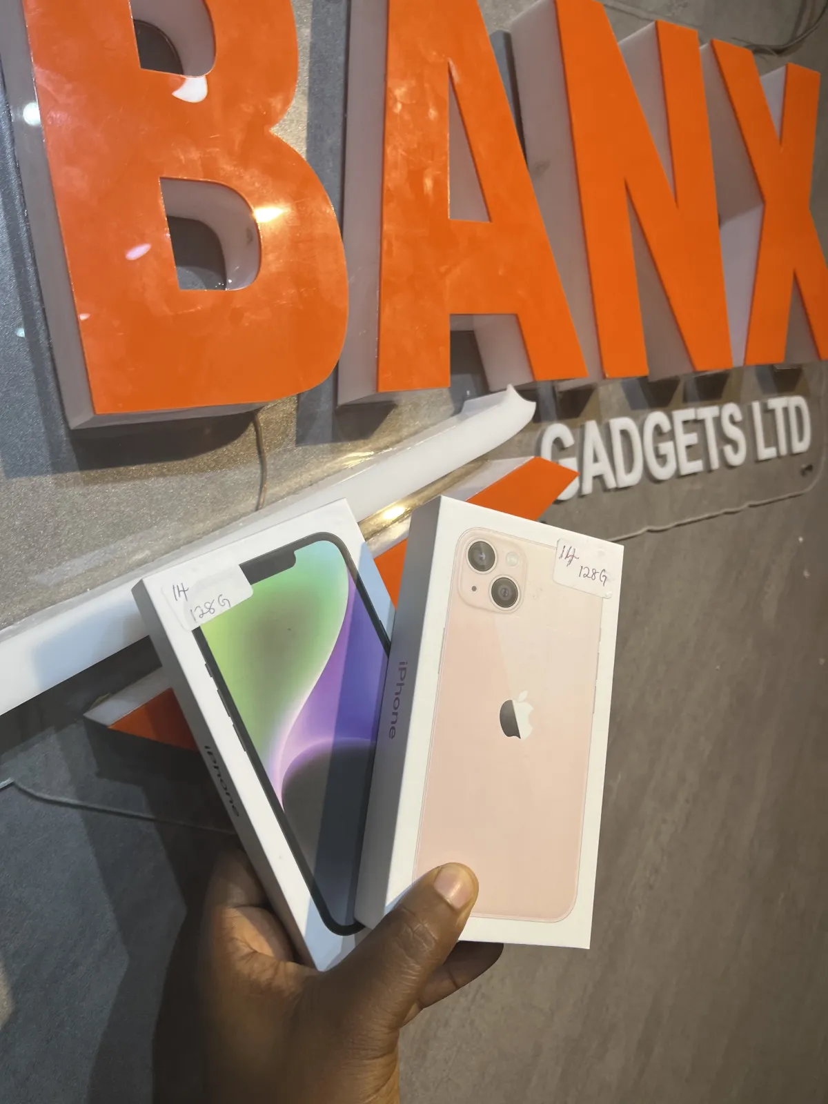 iPhone 14 128G - Image 31