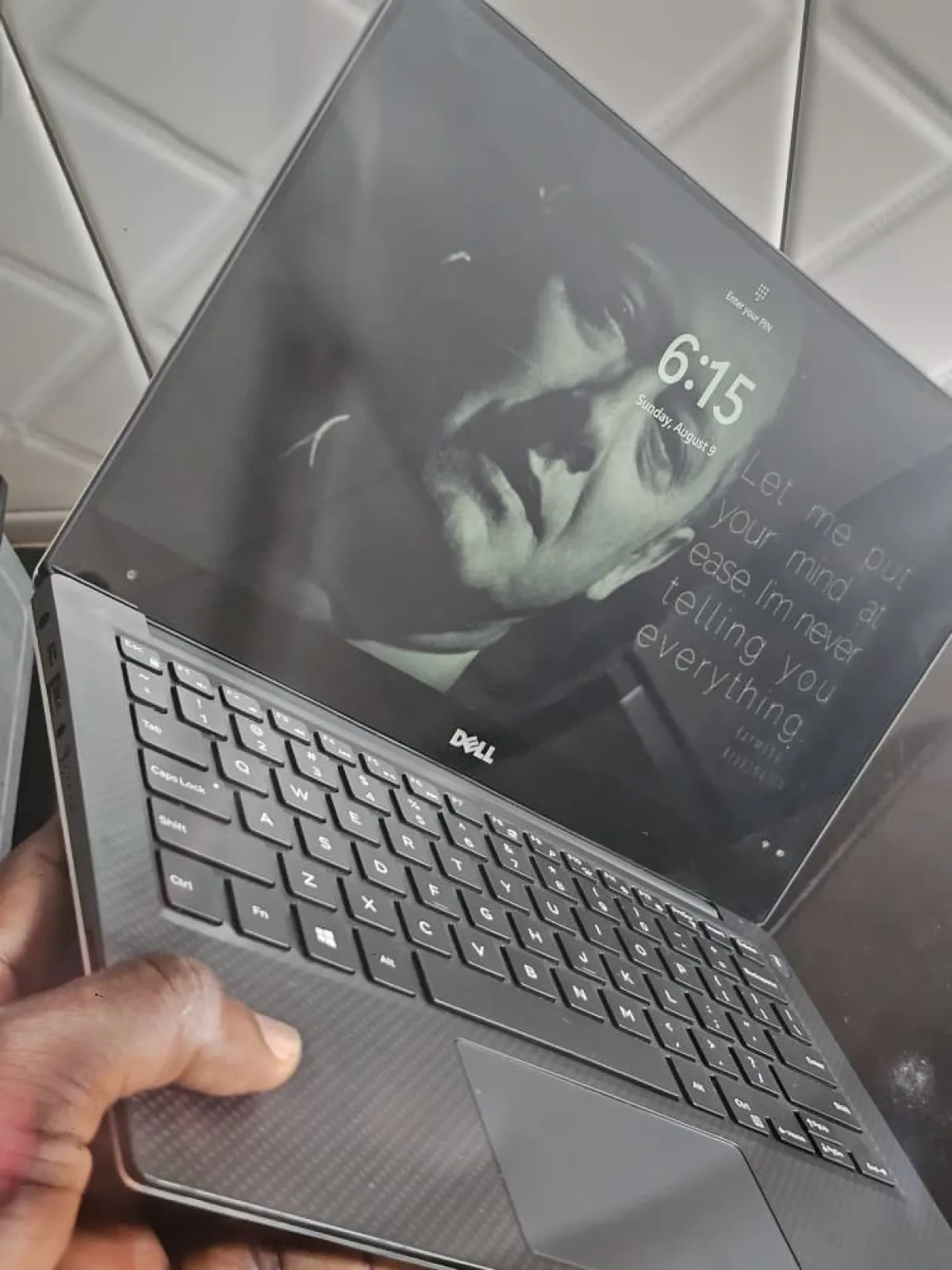 Dell XPS 13 9360 - Image 4